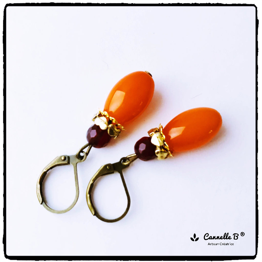 boucles d'oreilles originales style actuel, perles oranges, pierres fines