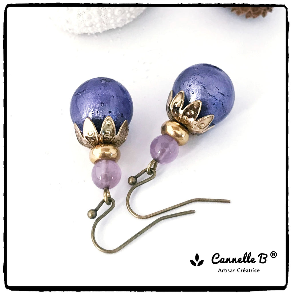 boucles d'oreilles verre de Murano, grosse perle mauve violet, bijou made in france petit prix
